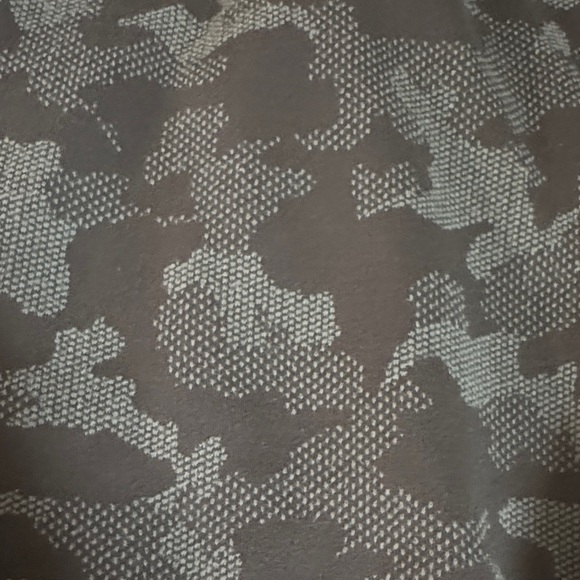 Women's Lilulemon Camouflage Jogger Pants - Picture 2 of 8
